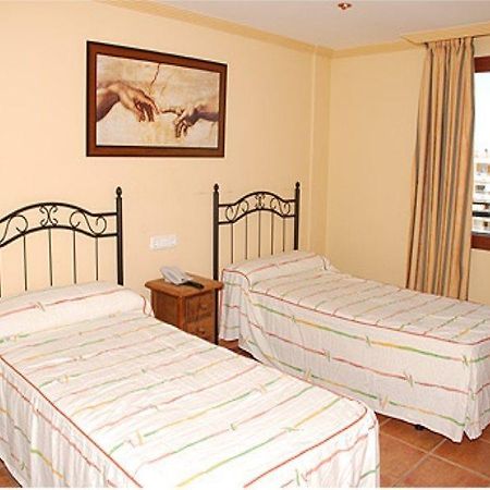 Apartamentos Mediterraneo 마르베야 외부 사진